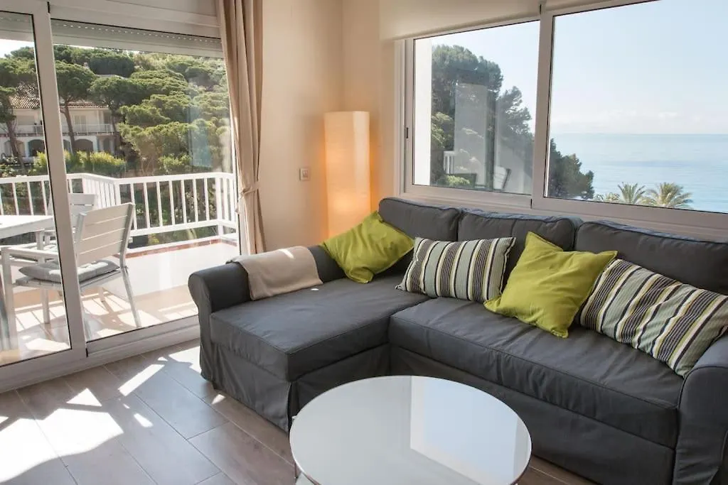 Seahomes Vacations - Seafront Apt Fenals With Pkg Lloret de Mar Apartment